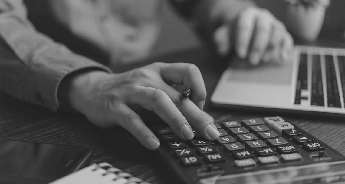 Palcunerib instructor working through a step-by-step measurement framework